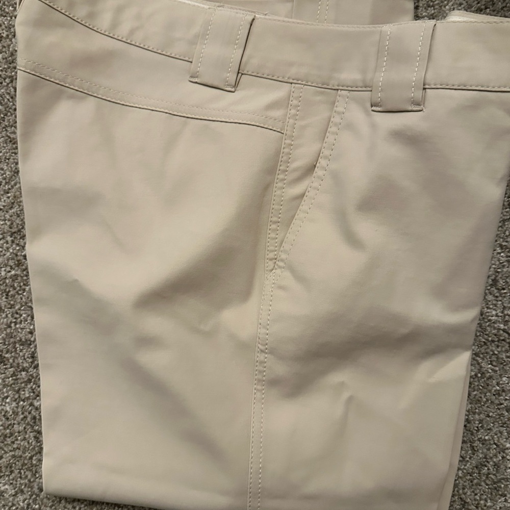Banana Republic khaki pant size 14